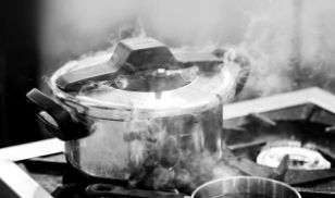 Pressure cooker